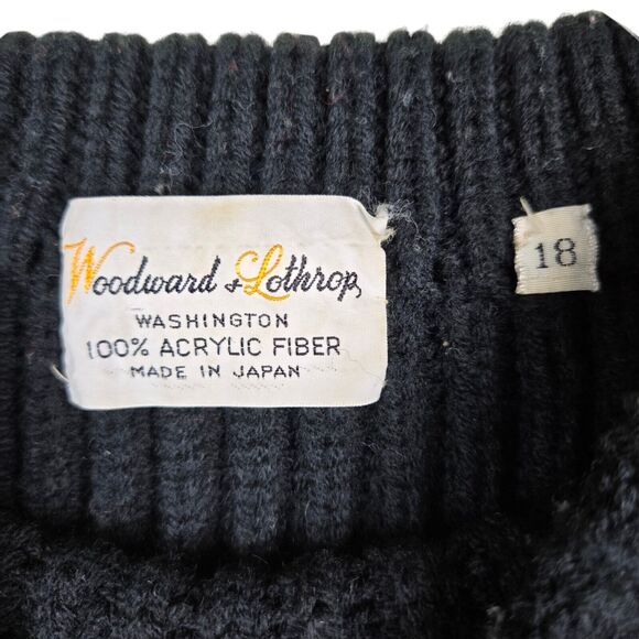 Vtg Woodward & Lothrop Japan Men's Sz 18 M Sweater BlackRed Fair Isle Crew Neck - Picture 3 of 3